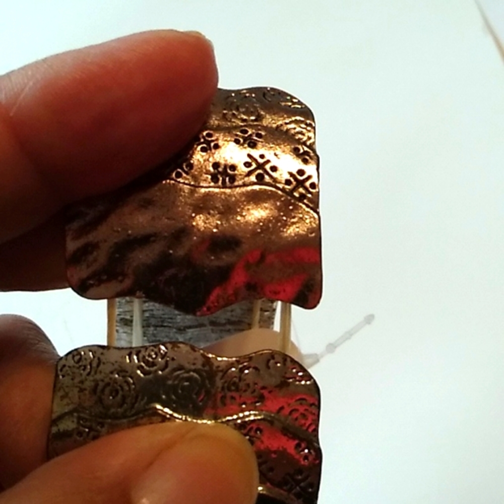 Nwt Tri Colored Metal Bracelet - Picture 7 of 8